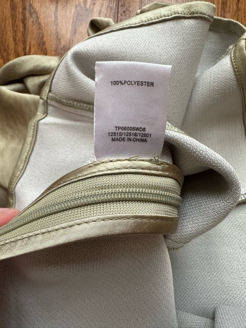 Meshki Sage Green Off Shoulder Corset Top Zip Back Size S - Picture 5 of 6